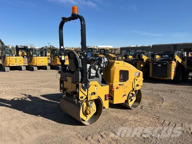 CAT CB2.5 Tandemové valce