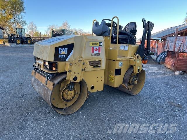 CAT CB24XT Tandemové valce
