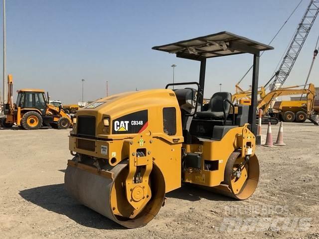 CAT CB34B Tandemové valce