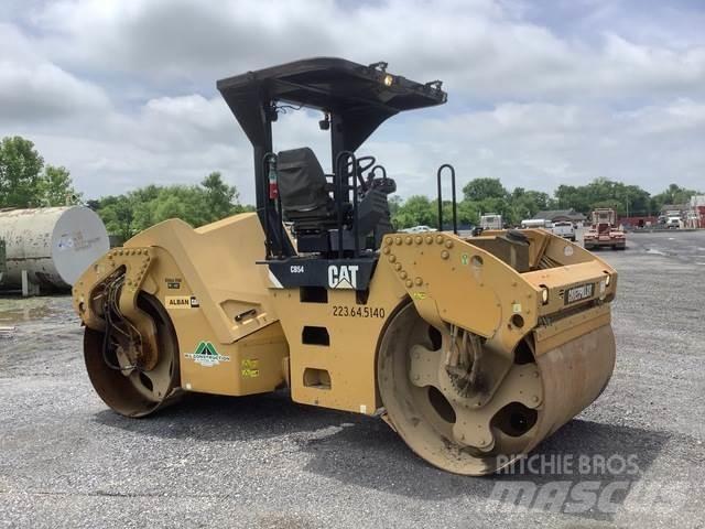CAT CB54 Tandemové valce