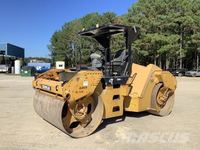CAT CB54 Tandemové valce