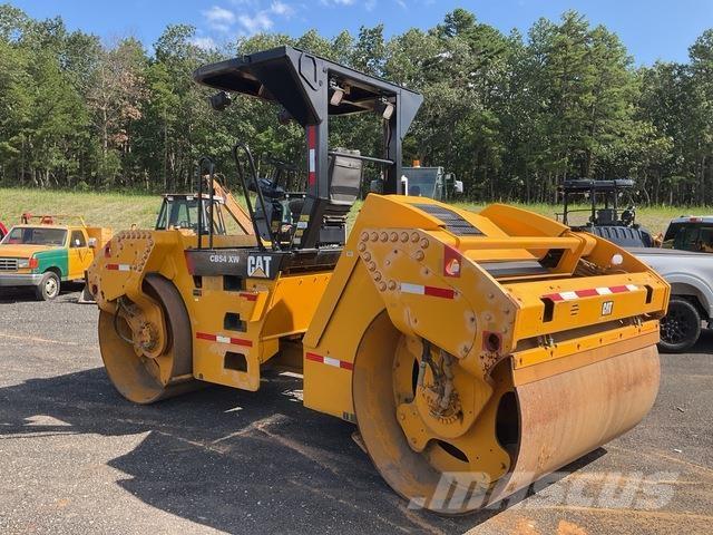 CAT CB54XW Tandemové valce
