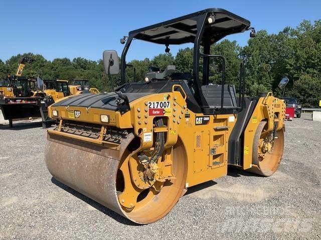 CAT CB66B Tandemové valce