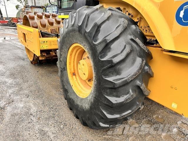 CAT CP54B Ťahačové valce