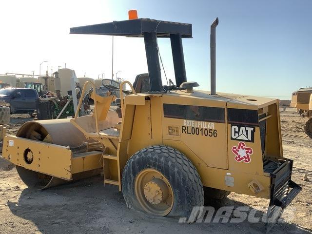 CAT CS-433C Ťahačové valce