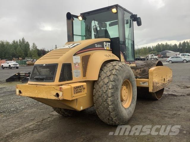 CAT CS-683 Ťahačové valce