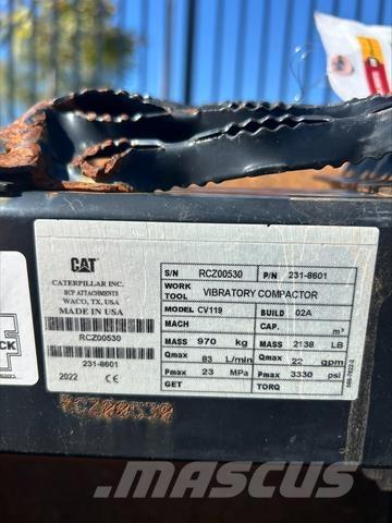 CAT CV119 Vlečné vibračné valce