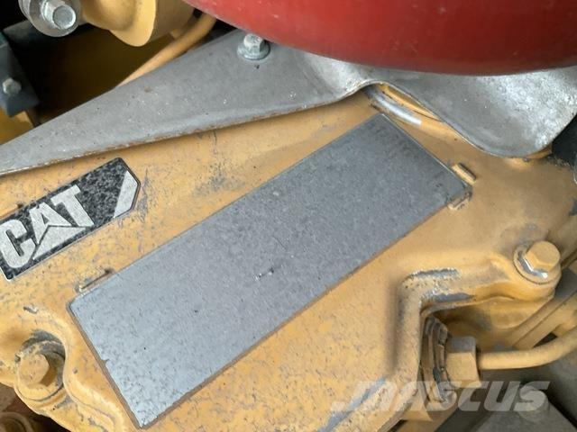 CAT CW34 Kombinované valce