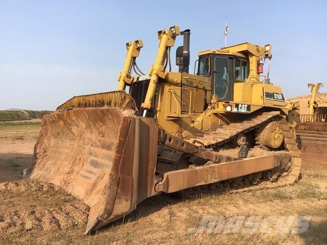 CAT D10R Pásové dozéry
