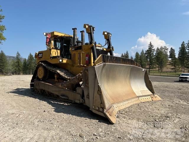 CAT D10T Pásové dozéry