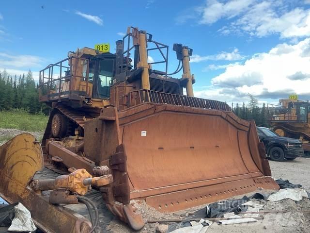 CAT D10T Pásové dozéry
