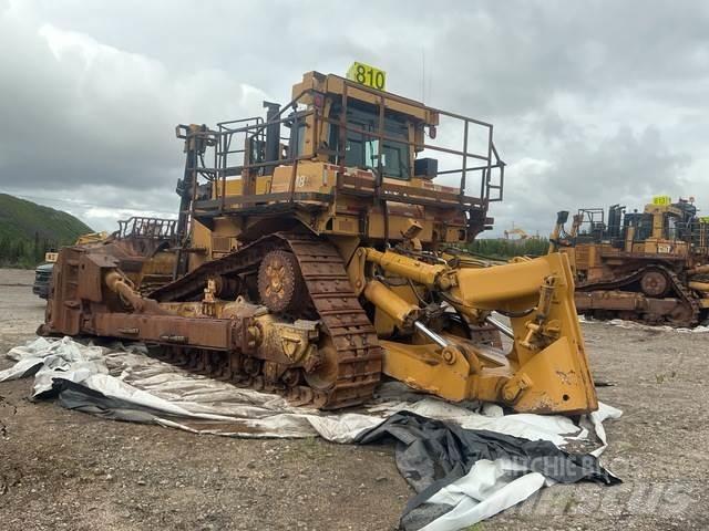 CAT D10T Pásové dozéry