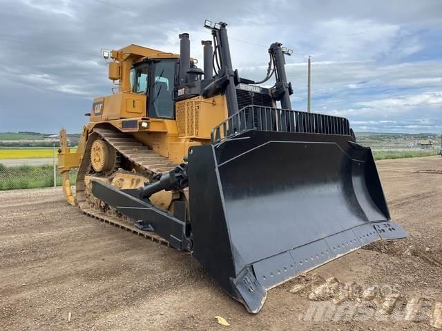 CAT D10T Pásové dozéry