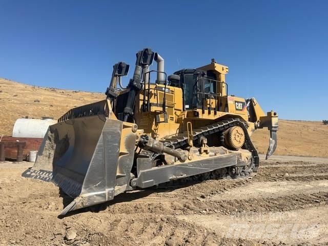 CAT D10T2 Pásové dozéry