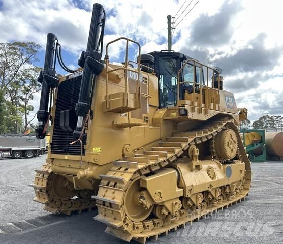 CAT D10T2 Pásové dozéry