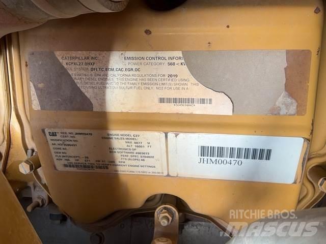 CAT D10T2 Pásové dozéry