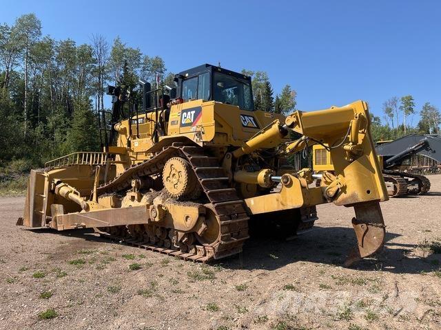 CAT D10T2 Pásové dozéry