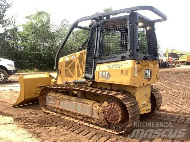CAT D3 Pásové dozéry