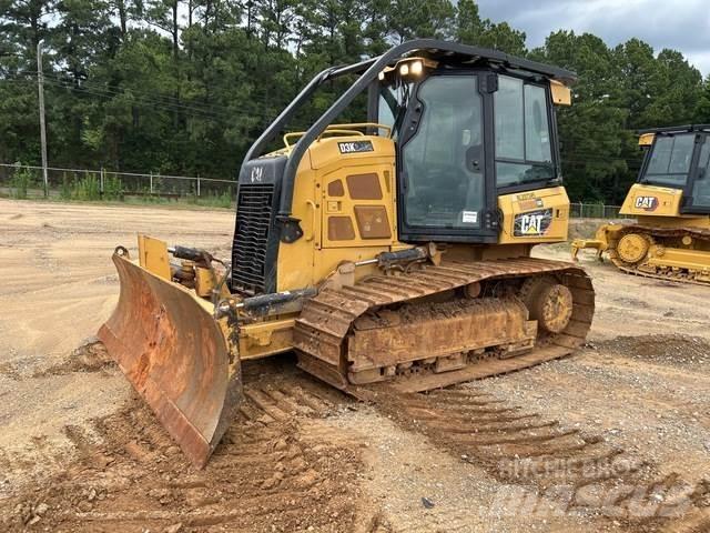 CAT D3K2 LGP Pásové dozéry