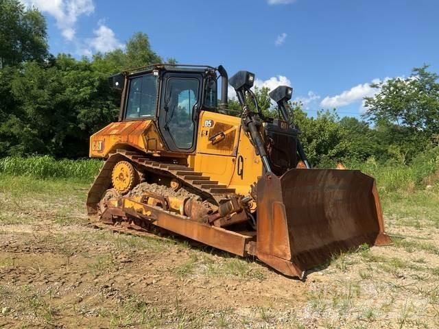 CAT D5 Pásové dozéry