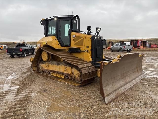 CAT D5 LGP Pásové dozéry