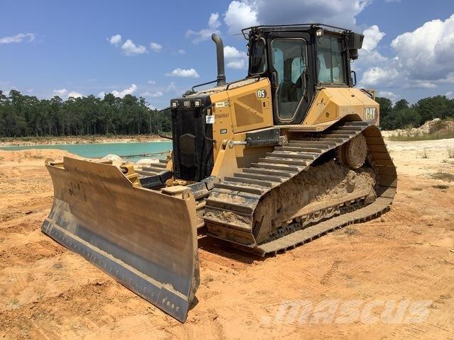 CAT D5 LGP Pásové dozéry
