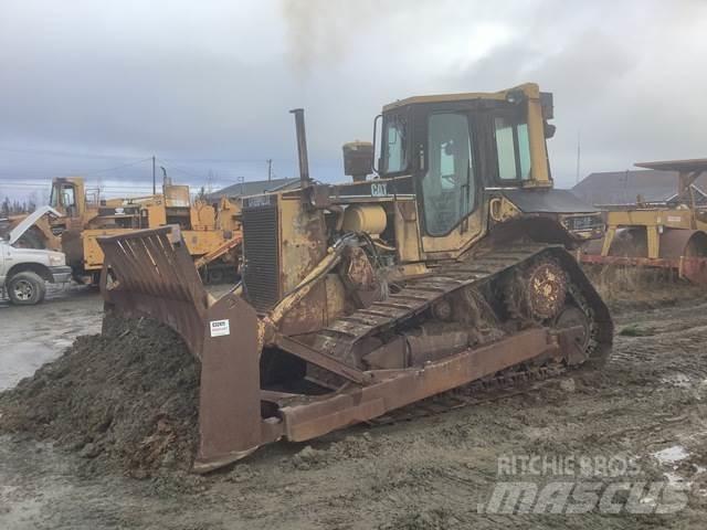 CAT D6 Pásové dozéry