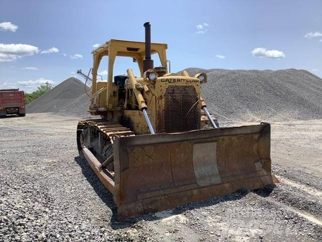 CAT D6D Pásové dozéry
