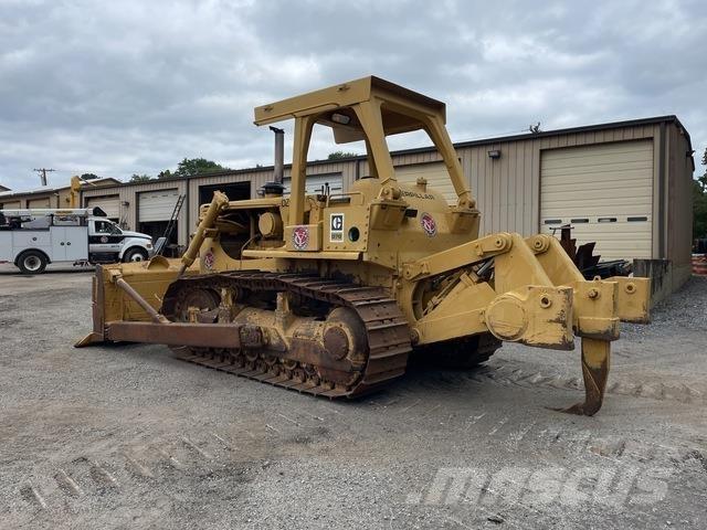 CAT D6D Pásové dozéry
