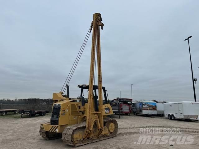 CAT D6k Ukladače potrubia
