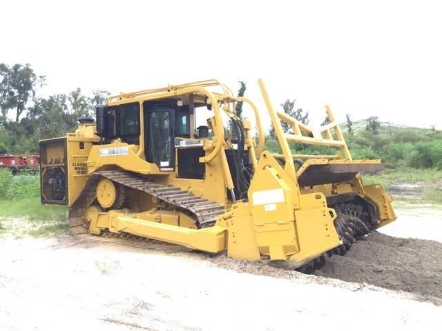 CAT D6R Pásové dozéry
