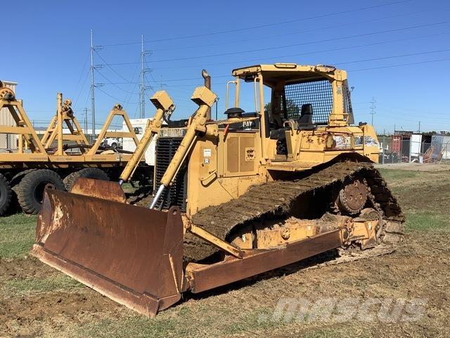 CAT D6R Pásové dozéry
