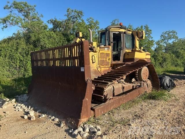CAT D6T LGP Pásové dozéry
