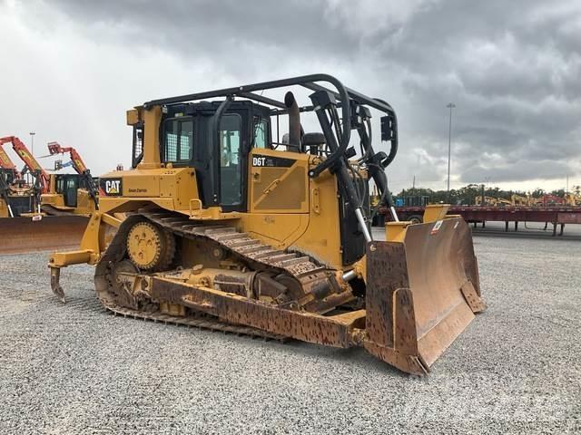 CAT D6T XL Pásové dozéry