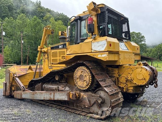 CAT D6T XL Pásové dozéry