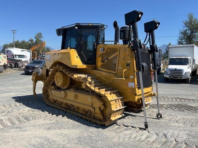 CAT D7 Pásové dozéry