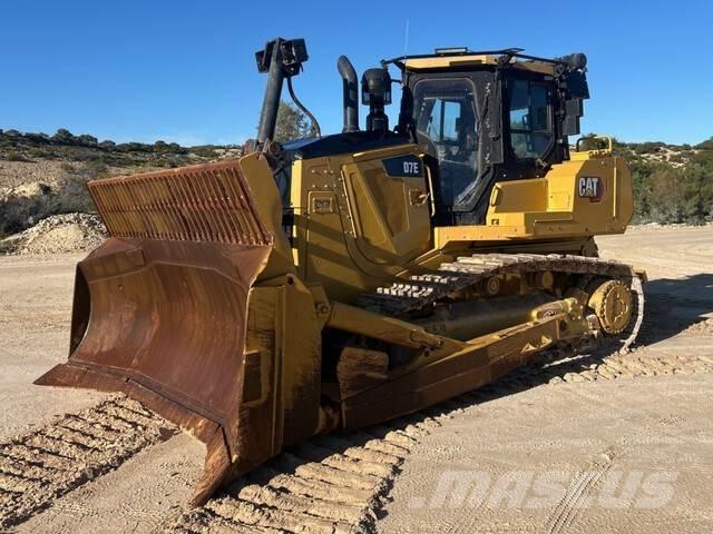 CAT D7E Pásové dozéry