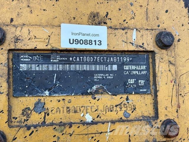 CAT D7E Pásové dozéry