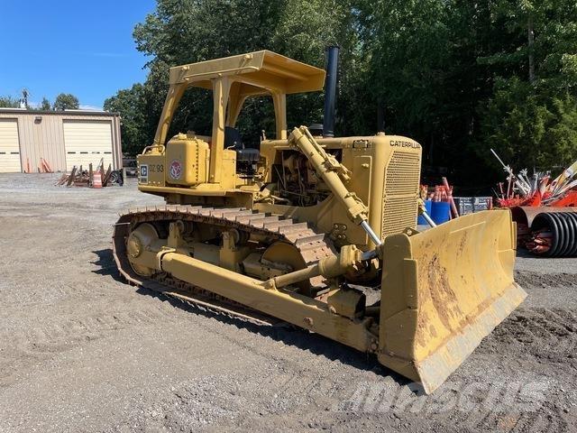 CAT D7G Pásové dozéry