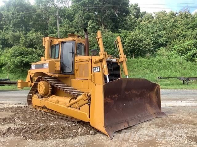 CAT D7H Pásové dozéry