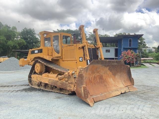 CAT D8N Pásové dozéry