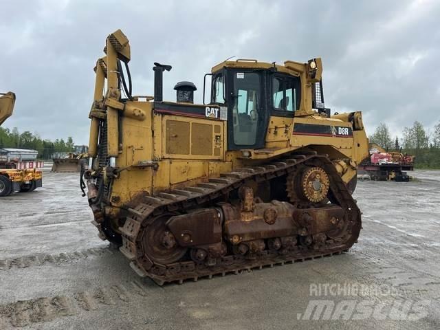 CAT D8R Pásové dozéry
