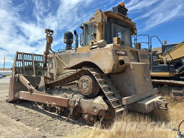 CAT D8T Pásové dozéry