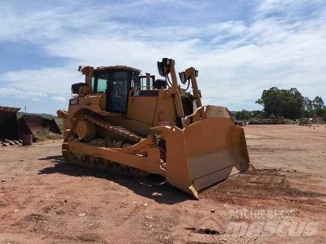 CAT D8T Pásové dozéry