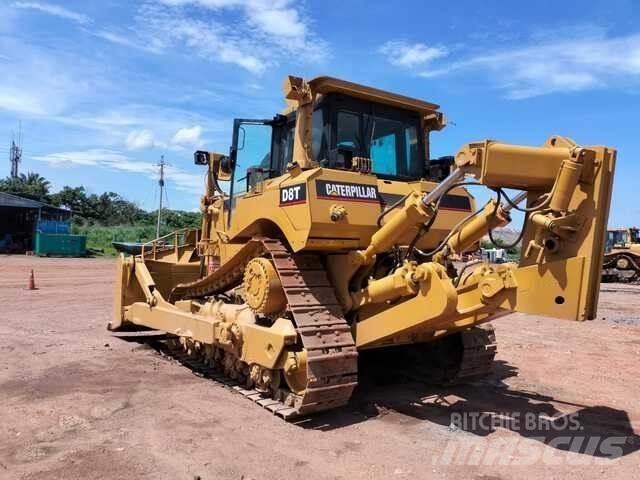 CAT D8T Pásové dozéry