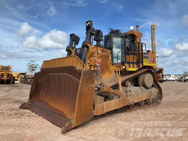 CAT D9 Pásové dozéry