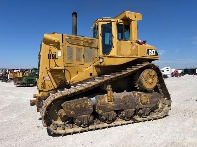 CAT D9L Pásové dozéry