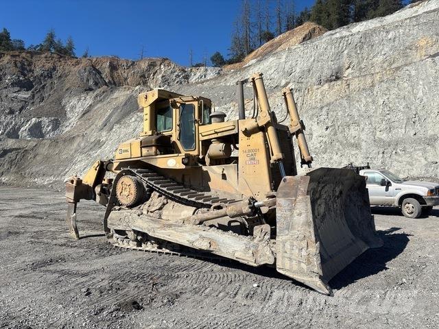 CAT D9L Pásové dozéry