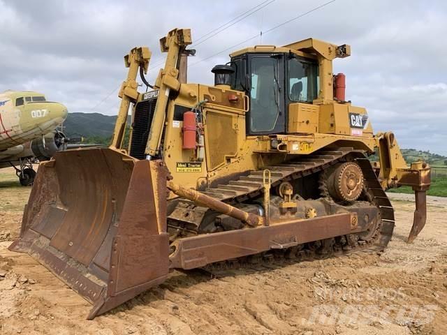 CAT D9T Pásové dozéry