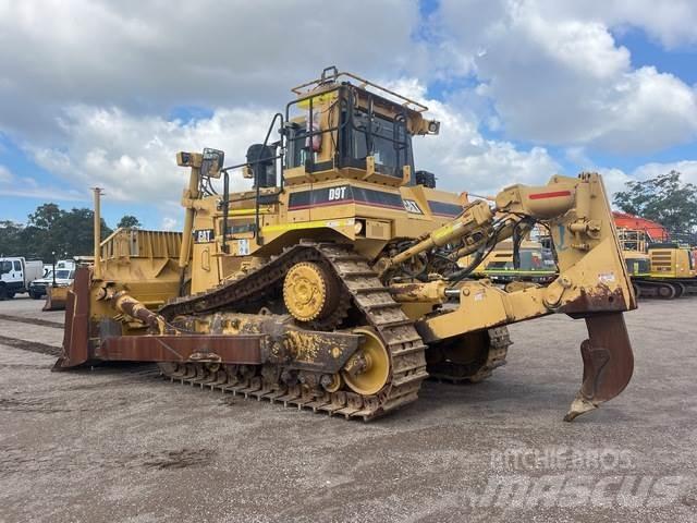 CAT D9T Pásové dozéry